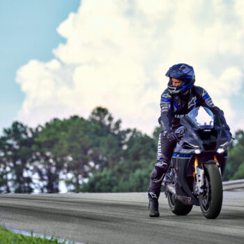 Yamaha R1 покидає ринок?!
