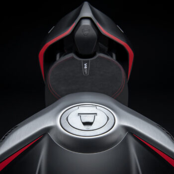 Топовий карбоновий Ducati Streetfighter V4 SP 2022