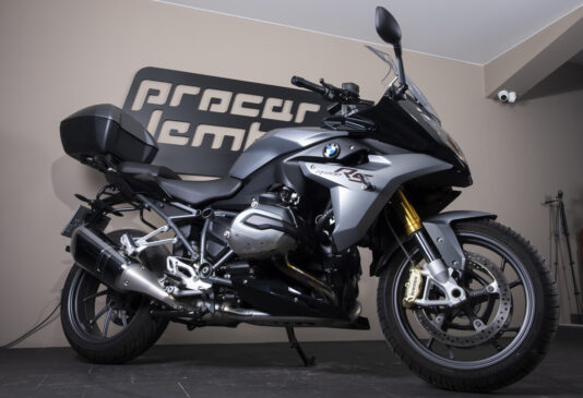 BMW R1200RS